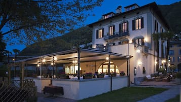 Front of property - evening/night