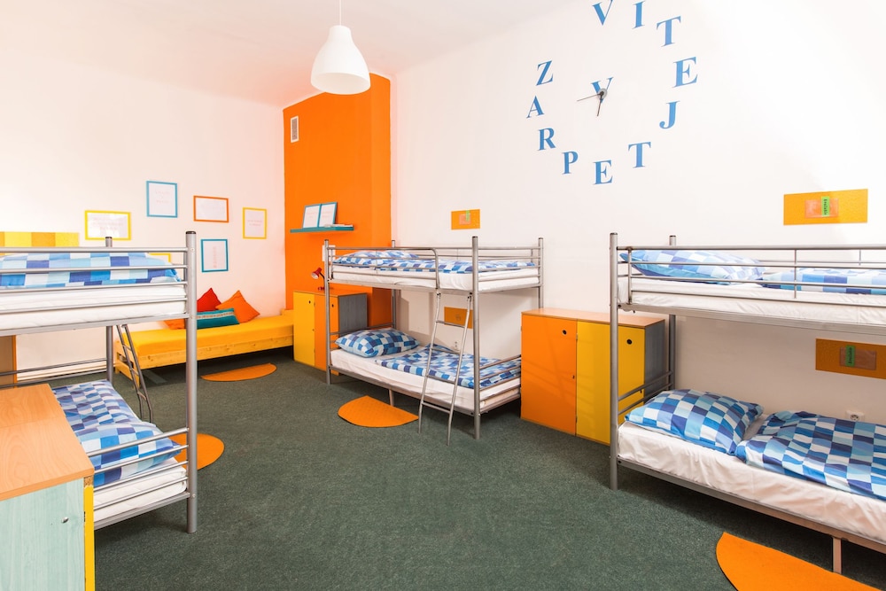 Pension & Hostel Downtown by null