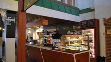 Bar (in der Unterkunft)