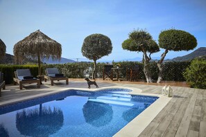 Superior Villa, 4 Bedrooms, Partial Sea View | Terrace/patio
