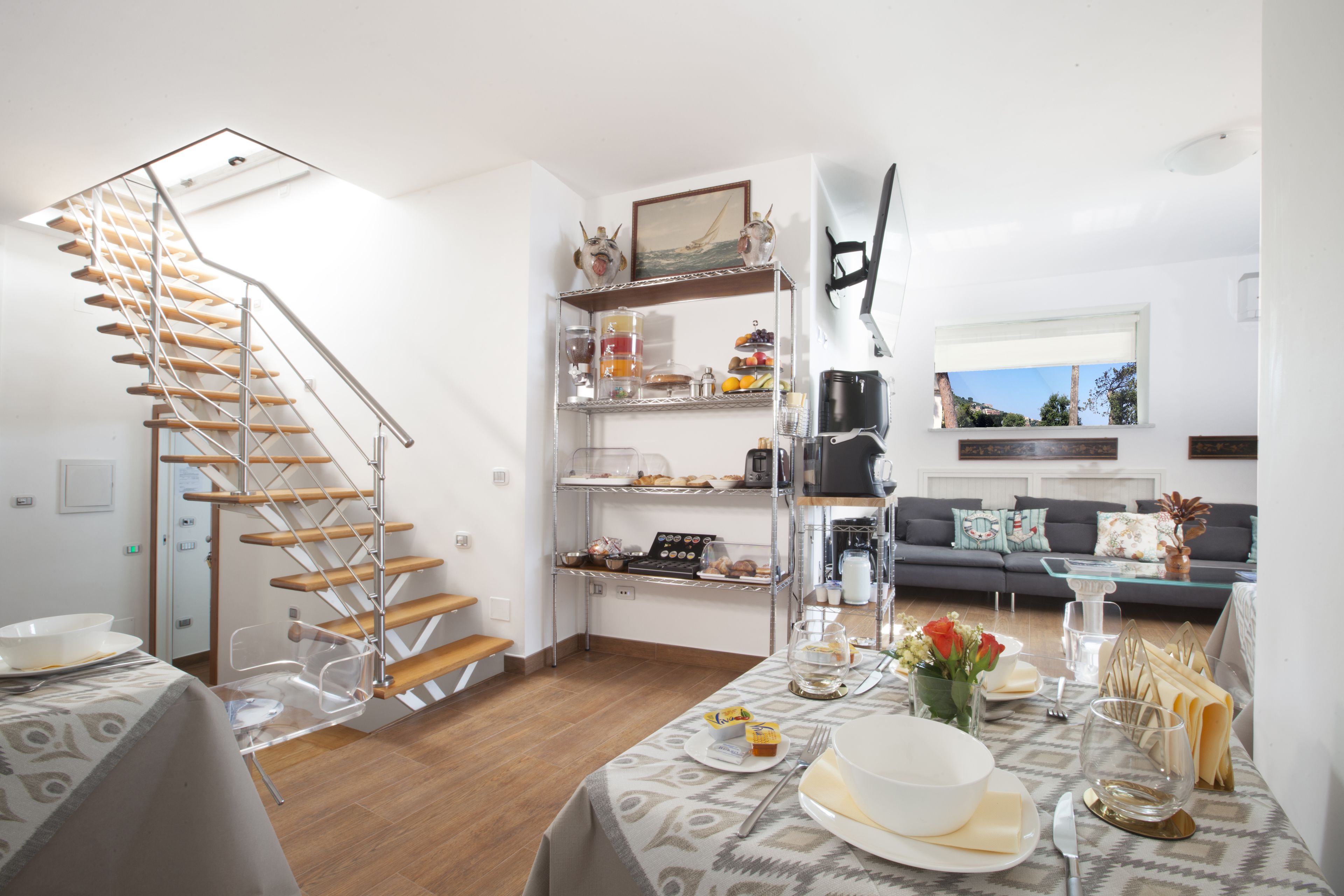 Desayuno continental incluido todos los días 