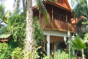 Exterior - Golden Teak Home Resort (Chiang Mai)