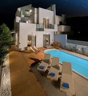 Outdoor pool - Villa Oliva (Rhodes)