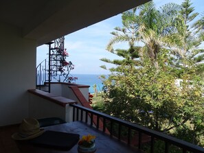 Appartement Familial, 2 chambres | Terrasse/Patio