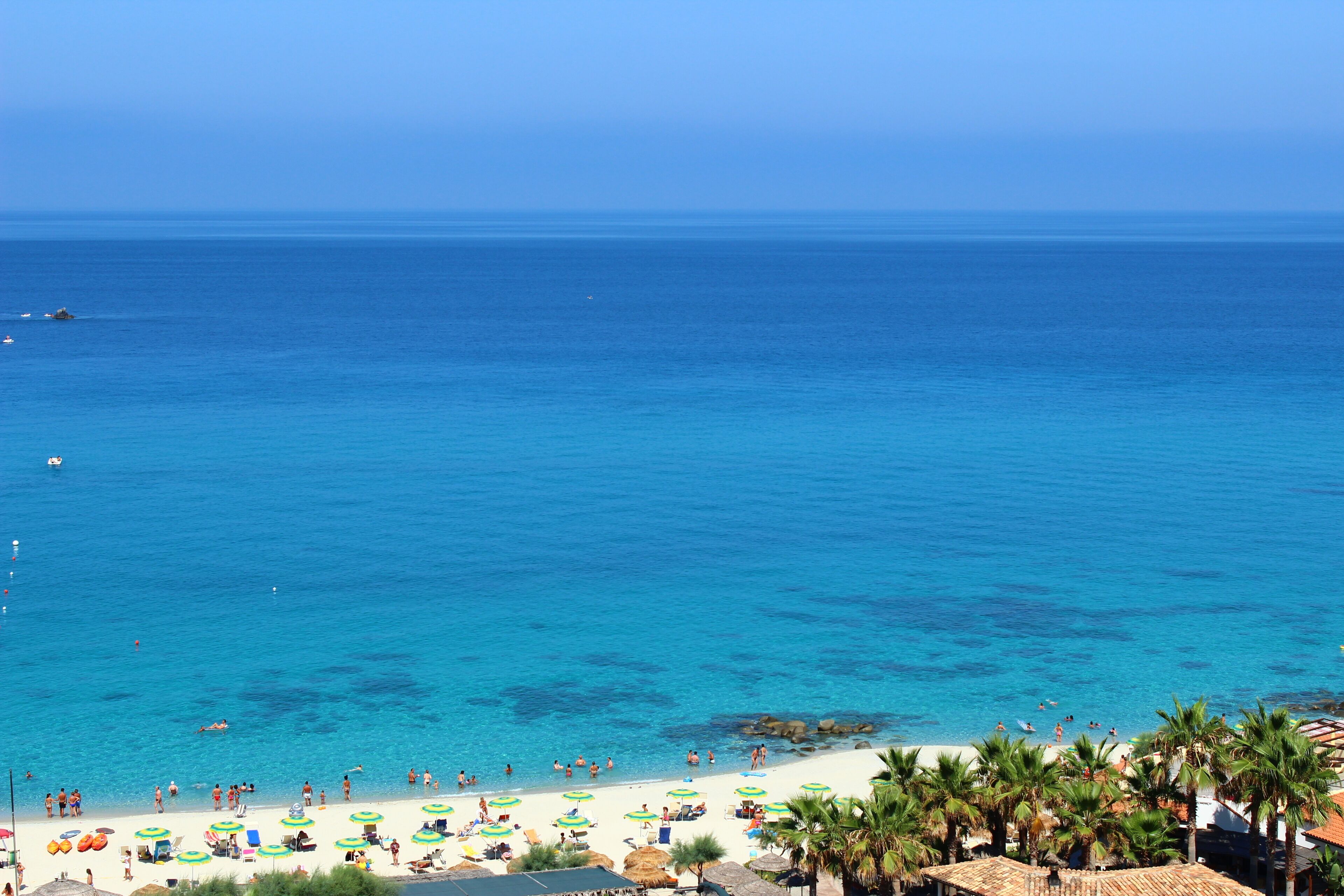 Playa privada, arena blanca, traslado desde/hacia la playa gratis