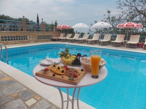 Terrace/patio - Itaka Hotel (Lukovë)