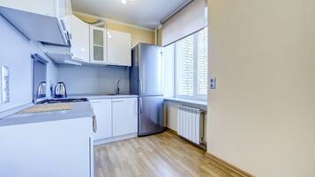 Apartment, 2 Schlafzimmer | Eigene Küche | Kühlschrank, Mikrowelle, Ofen, Herdplatte