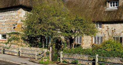 Tudor Cottage Bed & Breakfast Dorchester
