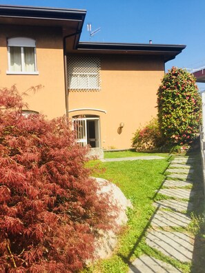 Exterior - B&B Villa Lavanda (Como)