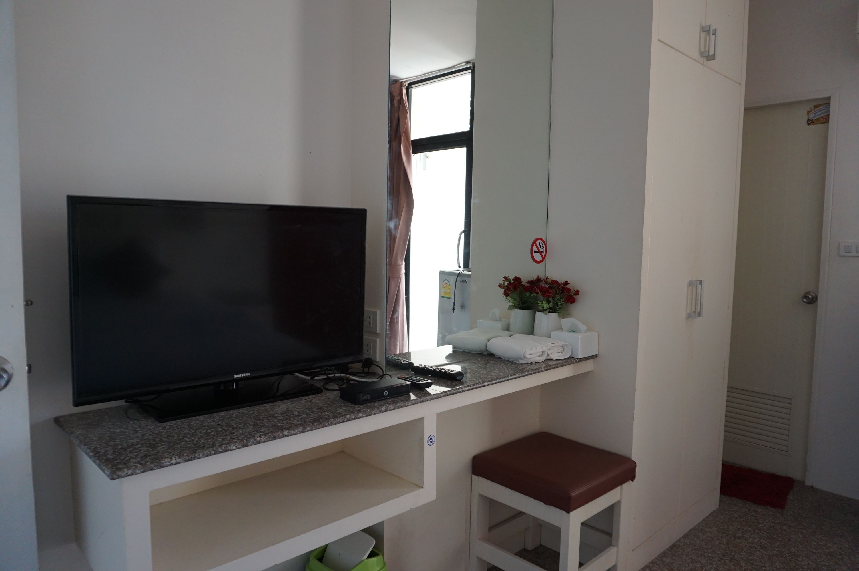 スタンダード ダブルルーム | 客室の設備とサービス