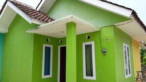 Unclassified image, 2 of 22, button - Villa Two Room (Banyuwangi)