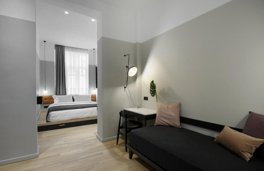 Egyptian cotton sheets, premium bedding, minibar, in-room safe