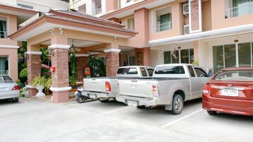 Free self parking