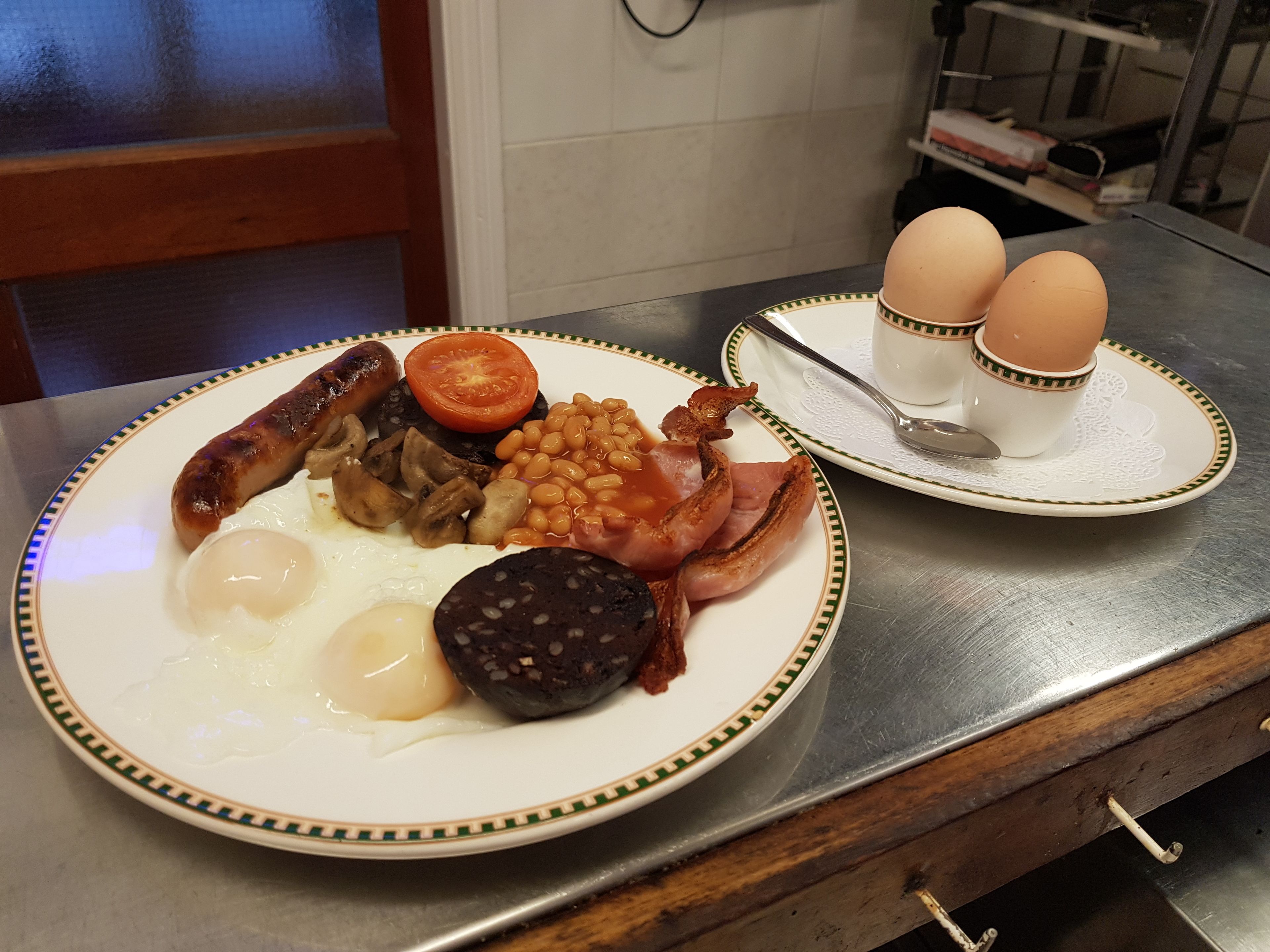 daily full breakfast for a fee