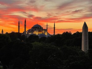 Front of property - Optimist Hotel (Istanbul)