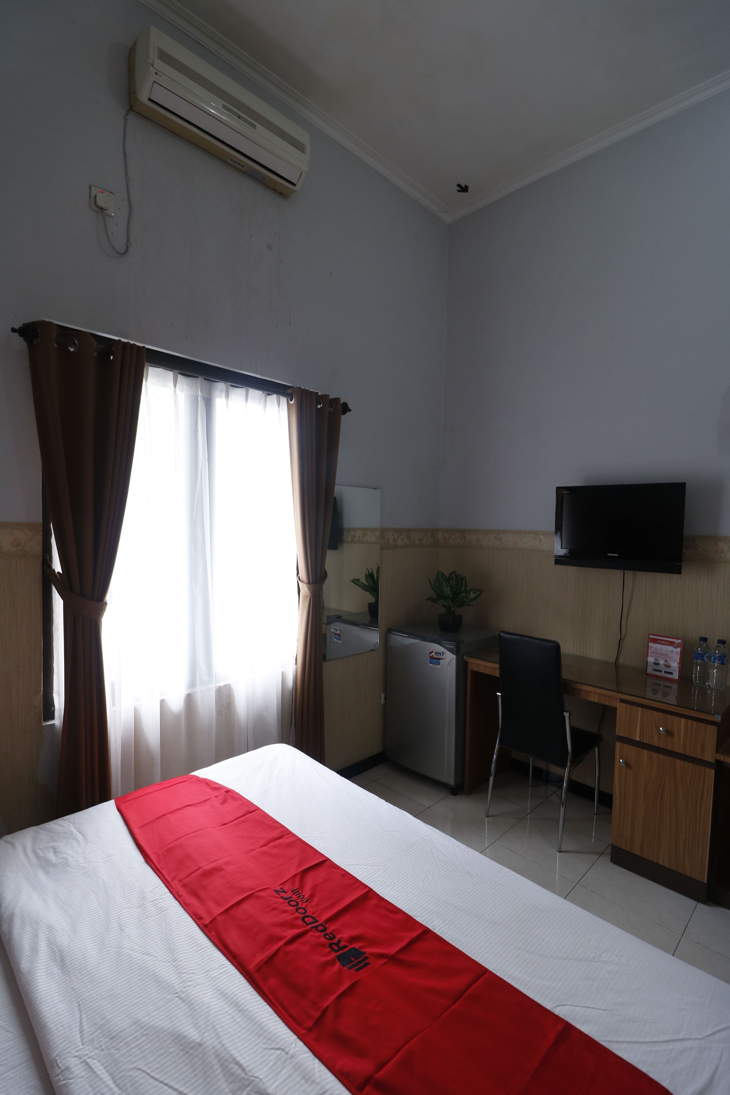 Photo - RedDoorz Plus near Undip Tembalang