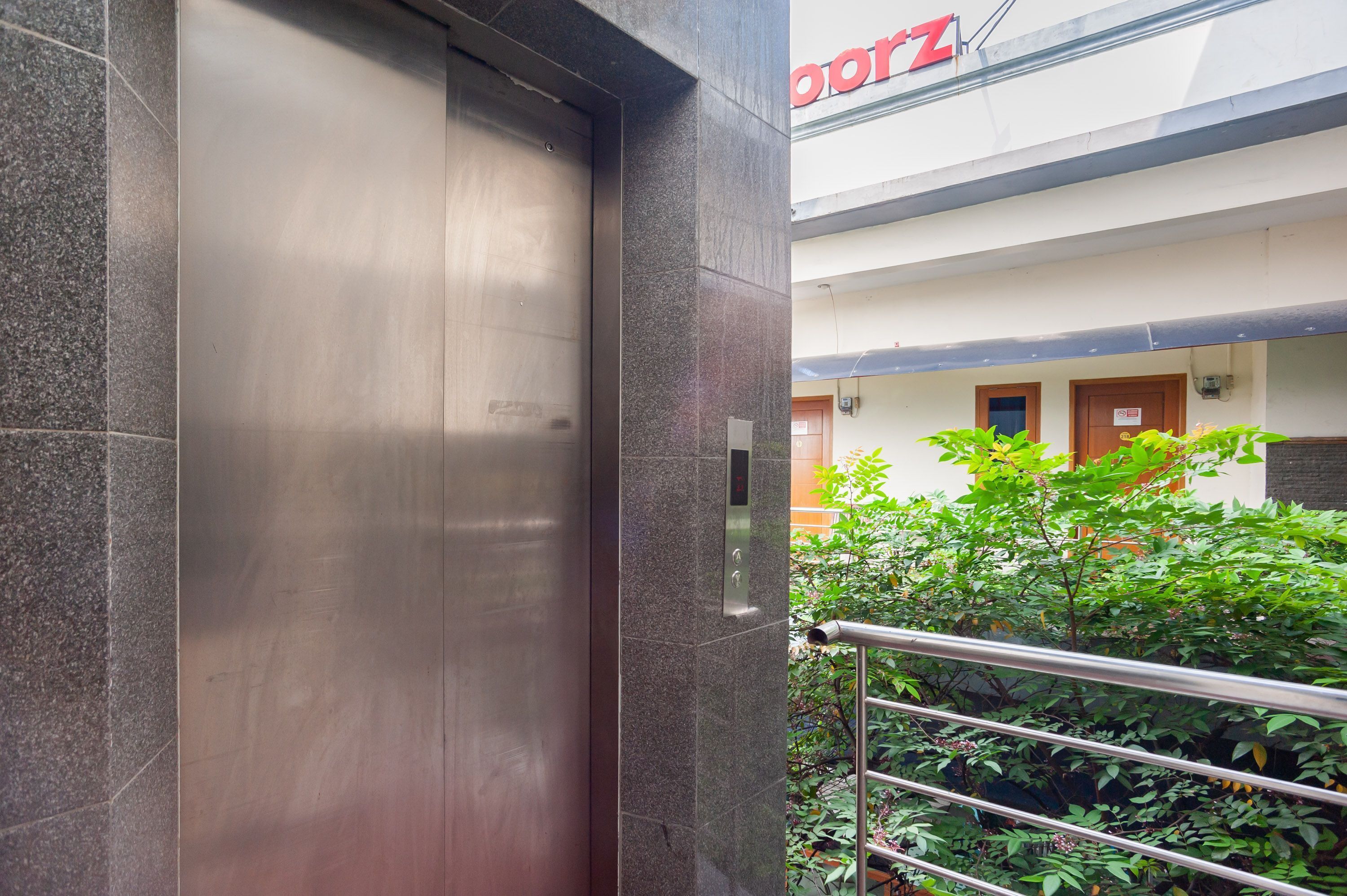 Foto - RedDoorz Plus near Universitas Indonesia