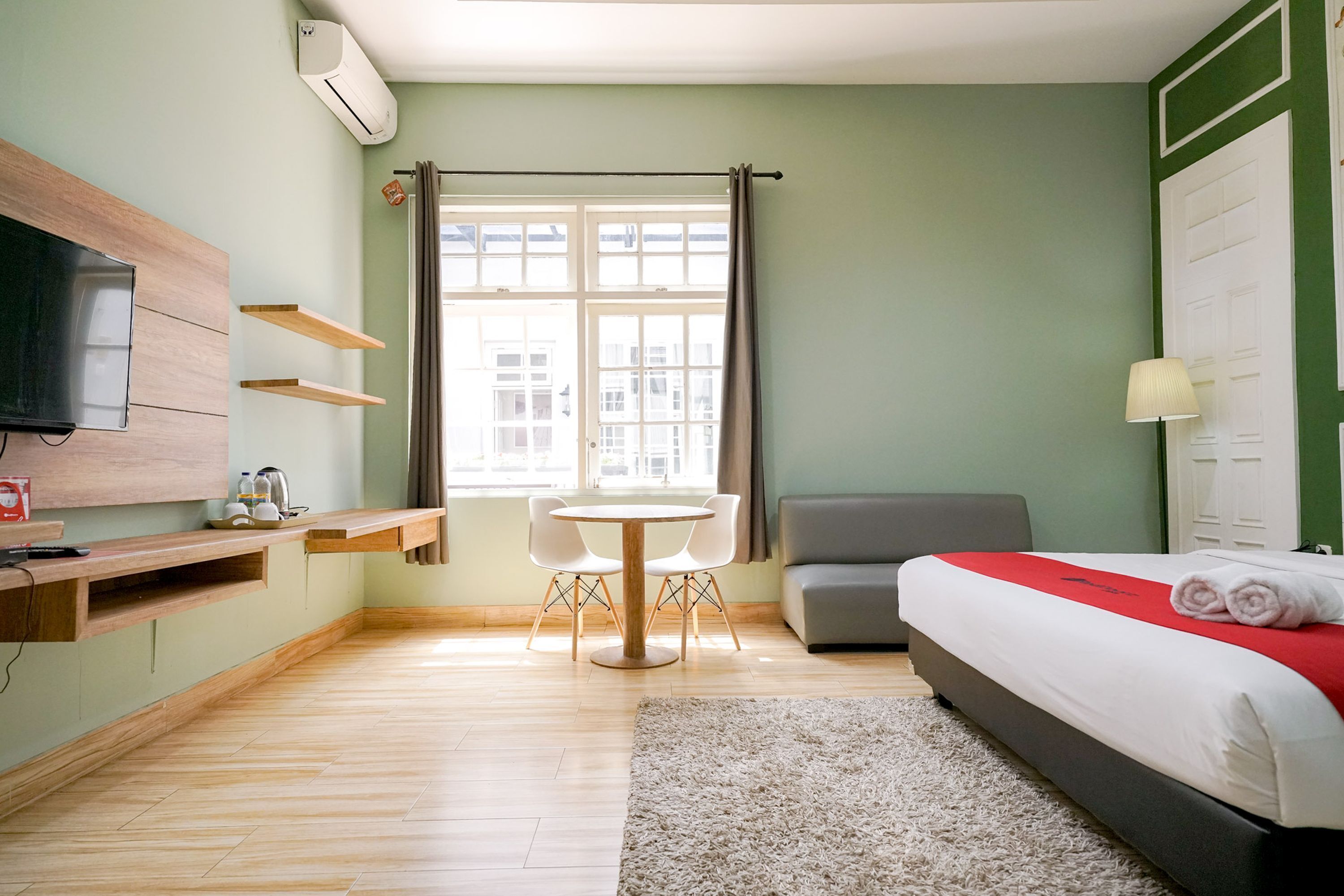 Foto - RedDoorz Premium near RS Pondok Indah