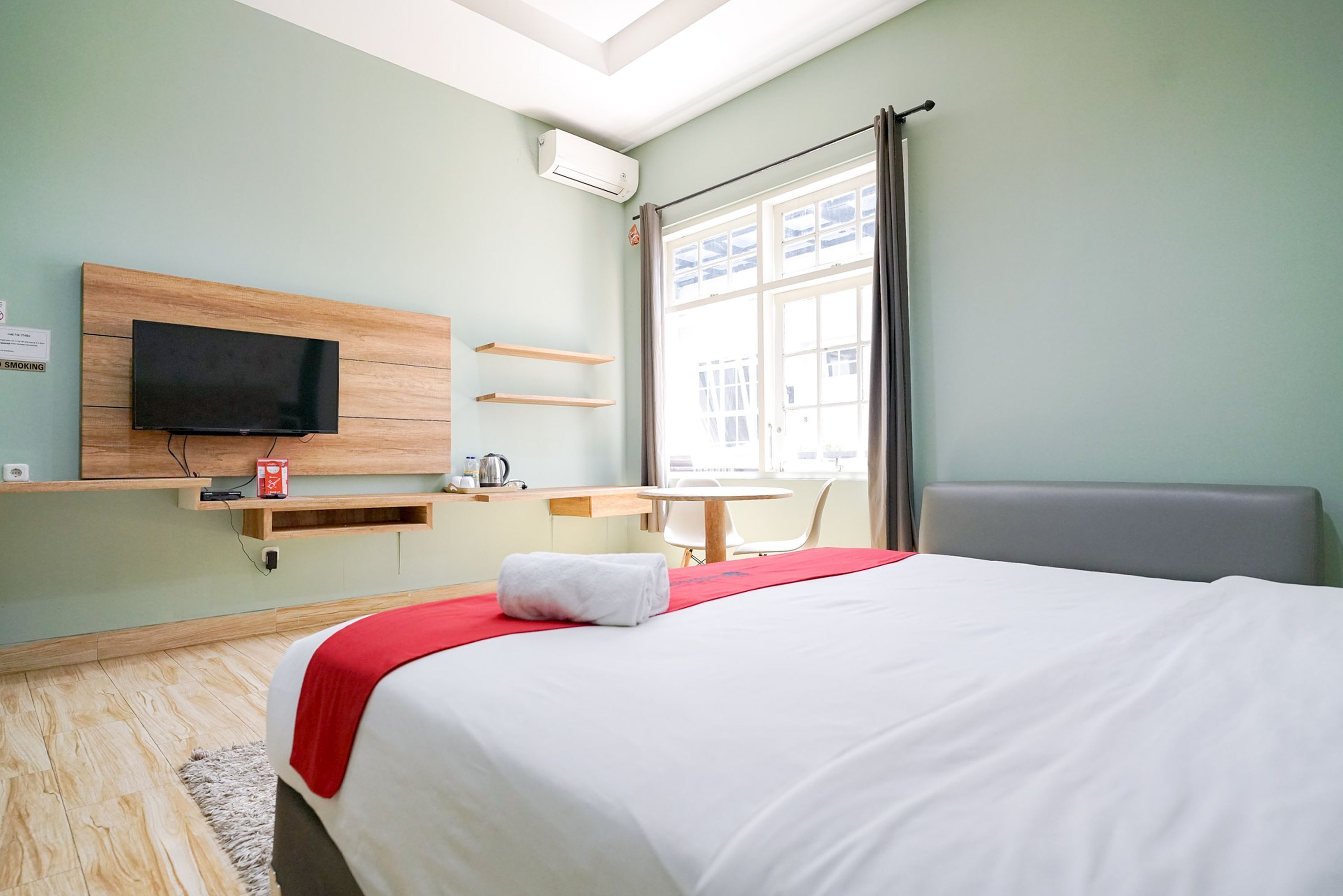 Foto - RedDoorz Premium near RS Pondok Indah