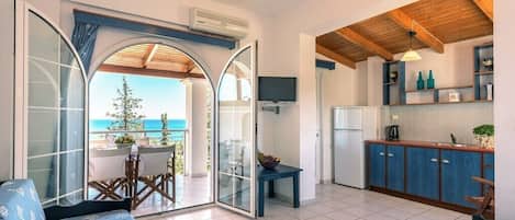 Apartment, Sea View | Private kitchen