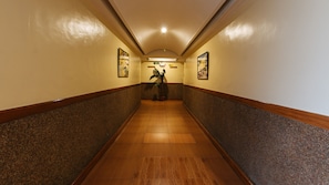 Hallway - RedDoorz @ Timog Avenue Quezon City (Quezon City)