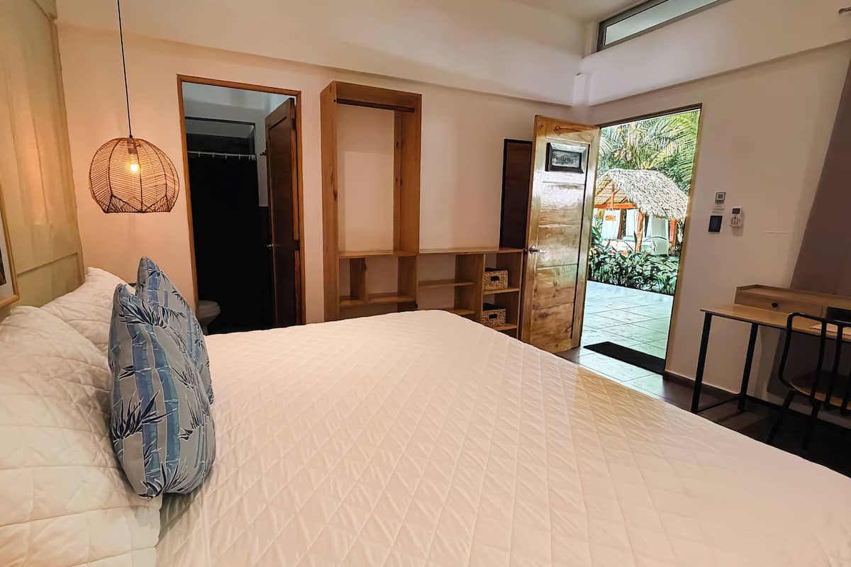 Superior Room, 1 Bedroom, Garden View | Free WiFi, bed sheets