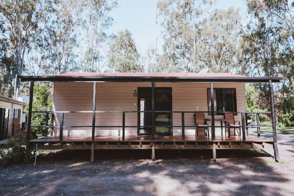 Cabaña estándar, 3 habitaciones | Ropa de cama