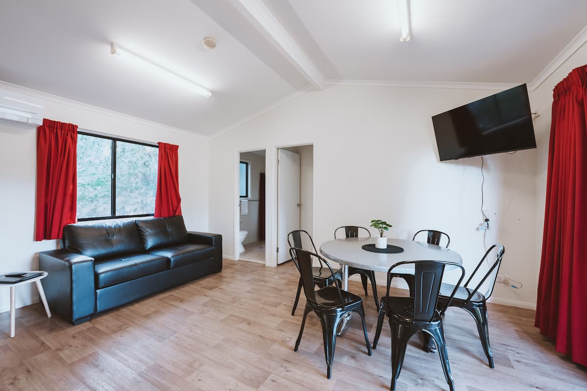 Villa Deluxe, 2 chambres, cÎté montagne | Restauration dans la chambre