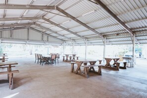 BBQ/picnic area