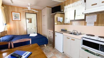 Open Plan Ensuite Cabin
