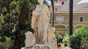 Immagine non classificata, 2 di 11, pulsante