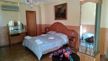 Classic-Doppel- oder -Zweibettzimmer, eigenes Bad