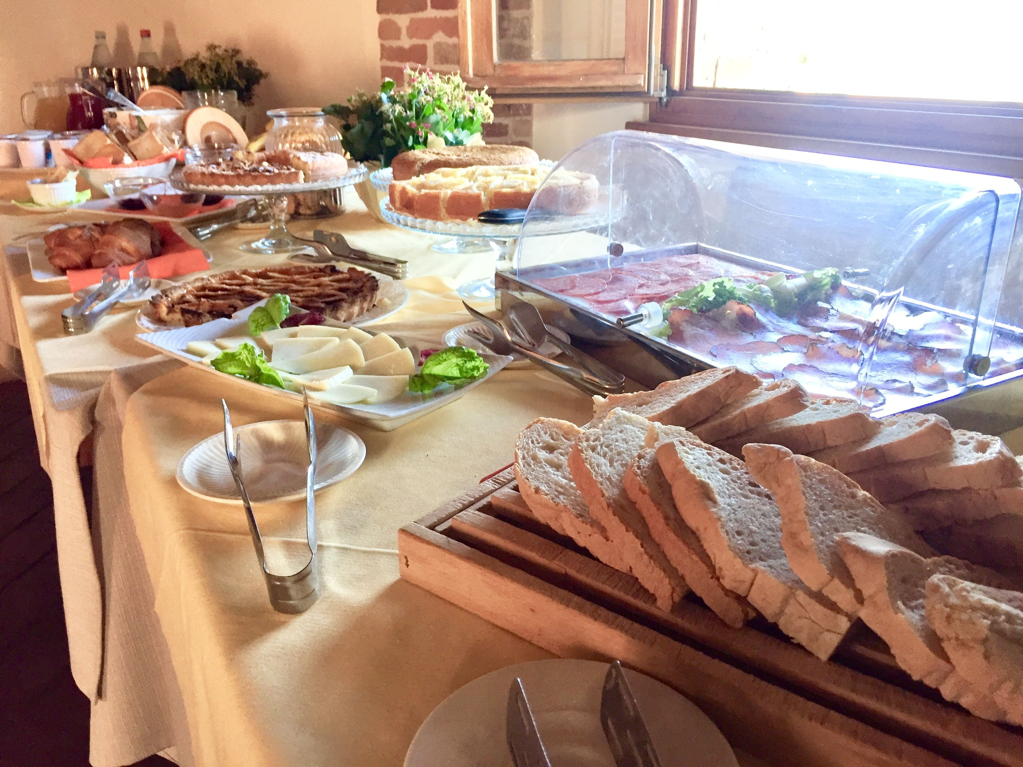 daily local cuisine breakfast for a fee