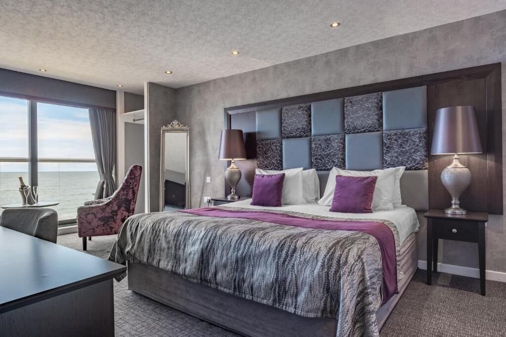 럭셔리 더블룸 | 책상, 다리미/다리미판, 무료 WiFi, 침대 시트