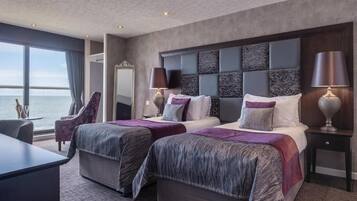 Lyxigt dubbelrum | Skrivbord, strykjÀrn/strykbrÀda, gratis wi-fi och sÀngklÀder