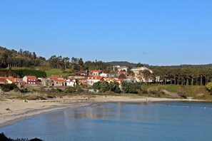 Exterior - Pensión Playa de Sardiñeiro (Fisterra)