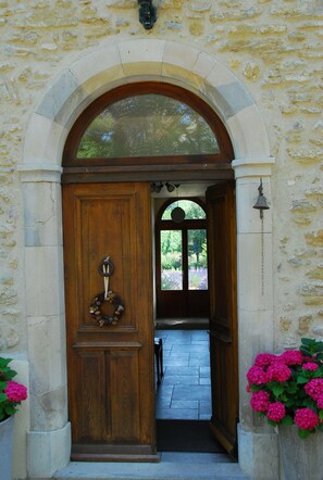 Entrée de l’hébergement