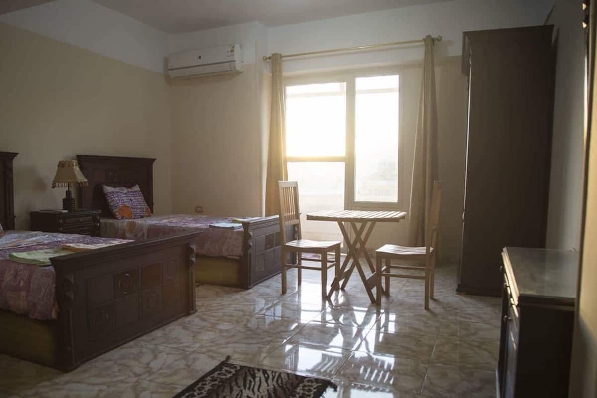 Deluxe Twin Room | Minibar, desk, free WiFi, bed sheets