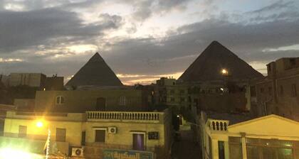 The Pyramids Inn Cheops