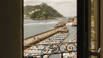 Premium-Zimmer, 1 Schlafzimmer, Meerblick | Strand-/Meerblick