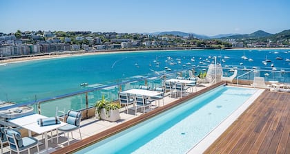 Lasala Plaza Hotel - Adults only