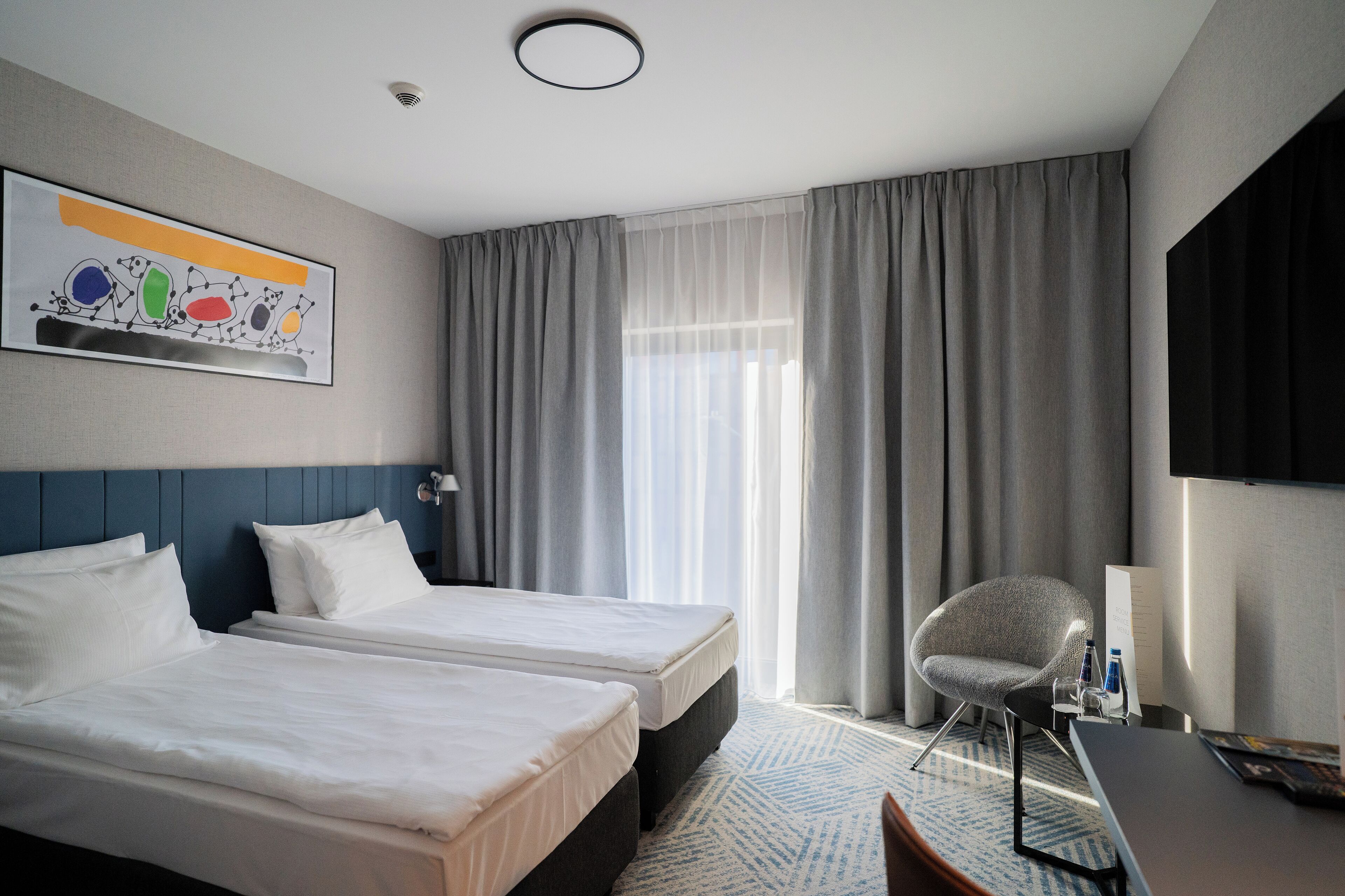 minibar, in-room safe, desk, laptop workspace