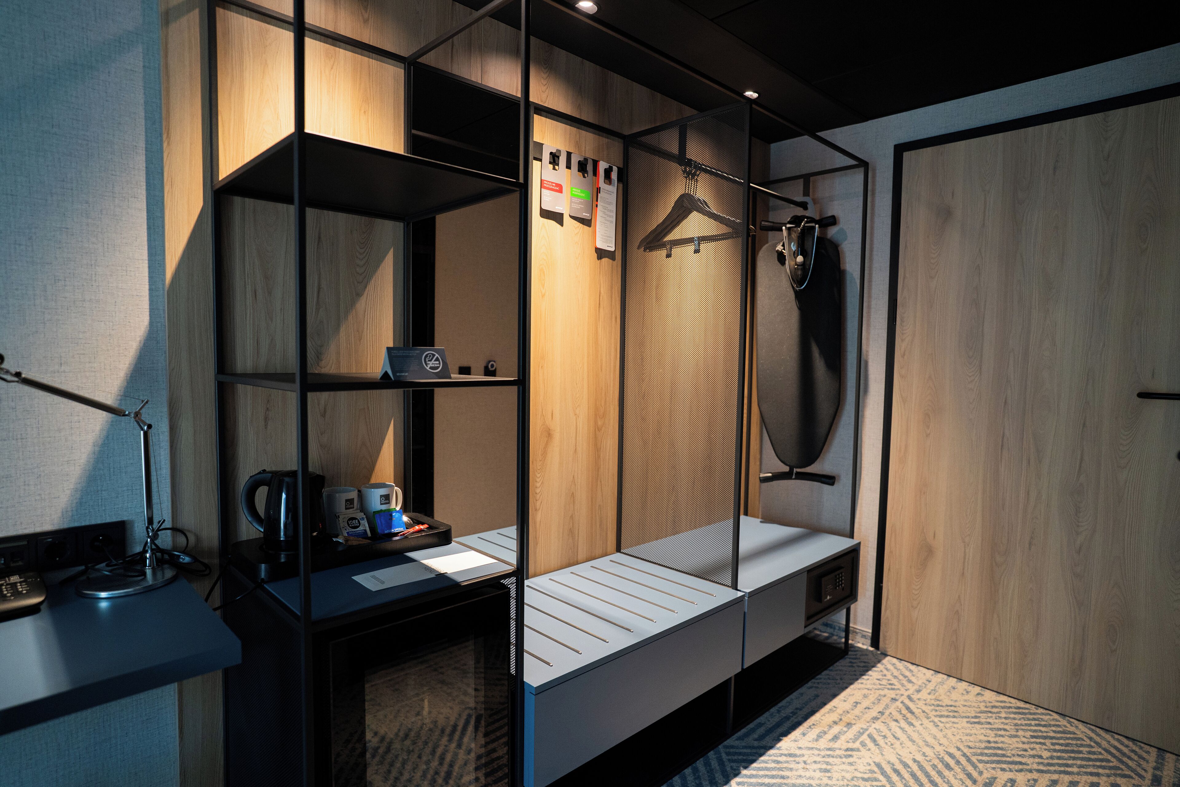 minibar, in-room safe, desk, laptop workspace