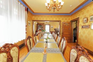 Frokostbuffé er inkludert hver dag