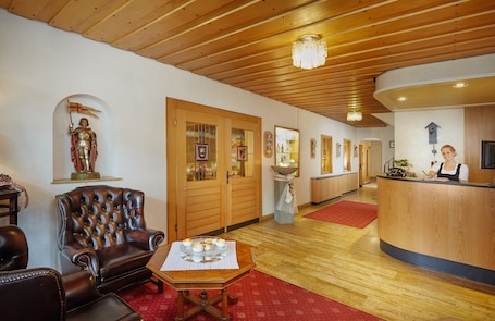 Lobby. Hotel Restaurant Lindenhof