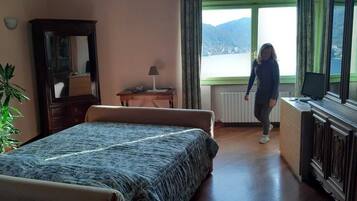 Suite, terrasse, vue lac (Suite Elena) | Balcon