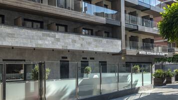 Entrada al alojamiento