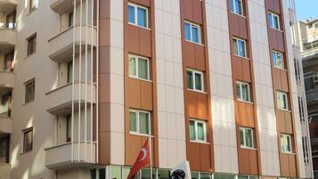 Mặt tiền nơi lưu trú