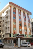 Konaklama yerinin ön cephesi