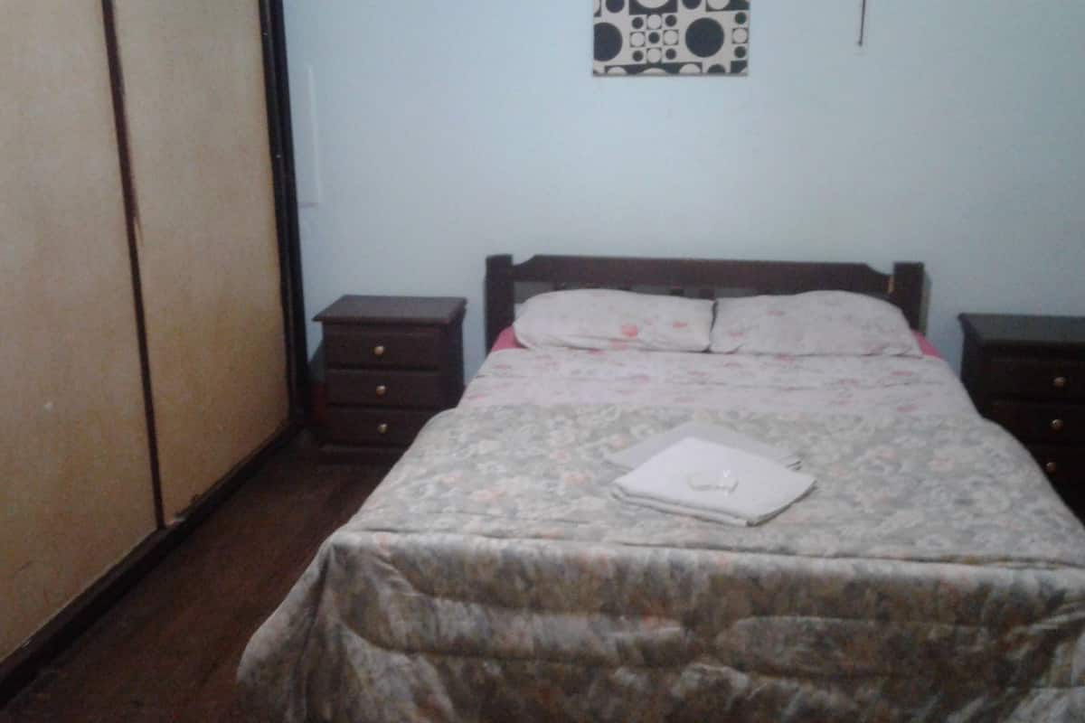 Double Room, Shared Bathroom | Desk, iron/ironing board, free WiFi, bed sheets